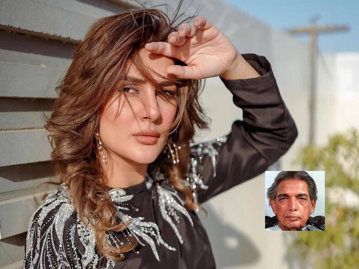 'गर डूबना ही अपना मुक़द्दर है तो सुनो, डूबेंगे हम ज़रूर मगर नाख़ुदा के साथ' 'गर डूबना ही अपना मुक़द्दर है तो सुनो, डूबेंगे हम ज़रूर मगर नाख़ुदा के साथ'