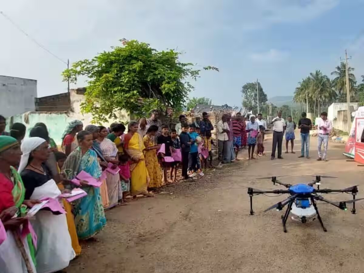 Namo Drone Didi Scheme: क्या है नमो ड्रोन दीदी योजना? प्रधानमंत्री मोदी ने 1,000 से अधिक महिलाओं को सौंपा ड्रोन