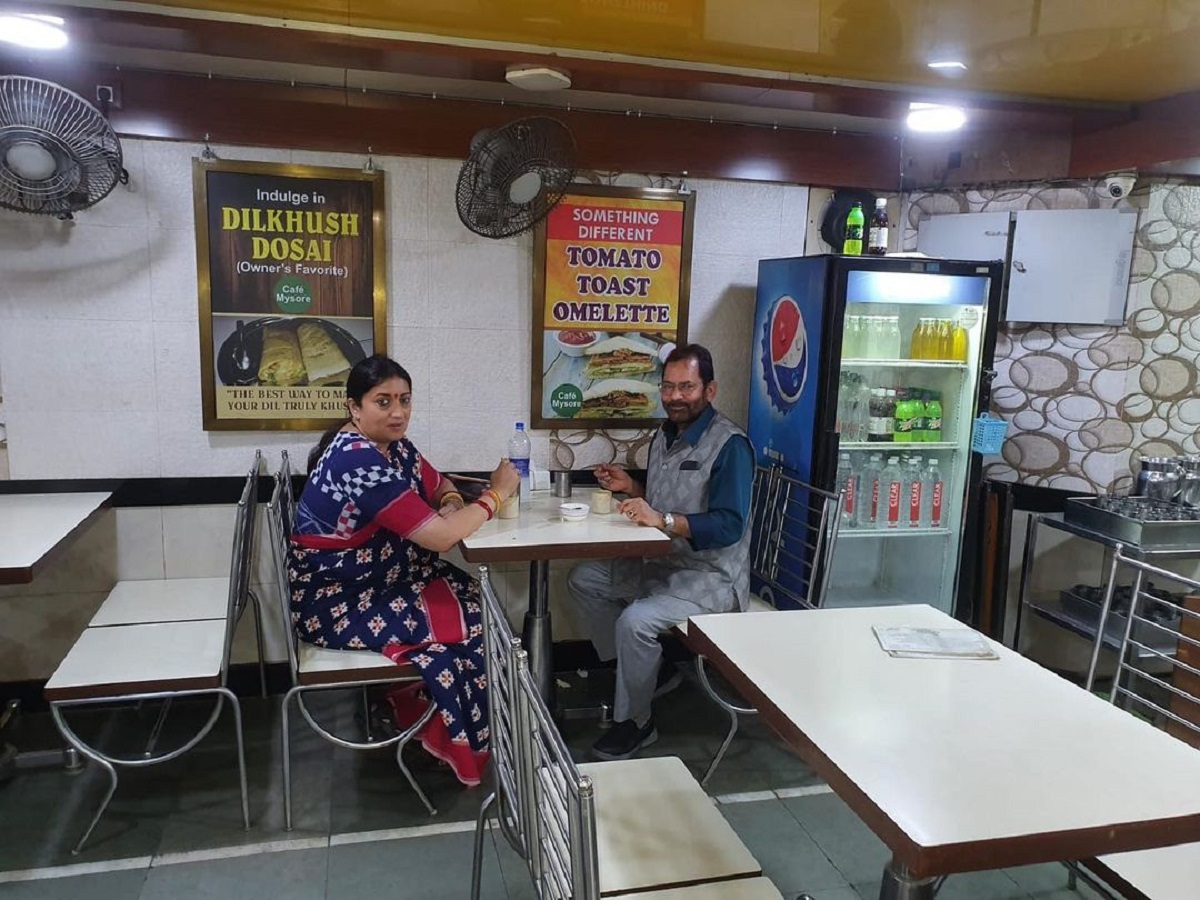 88 साल पुराने रेस्टोरेंट के स्वाद के शौकीन है अंबानी