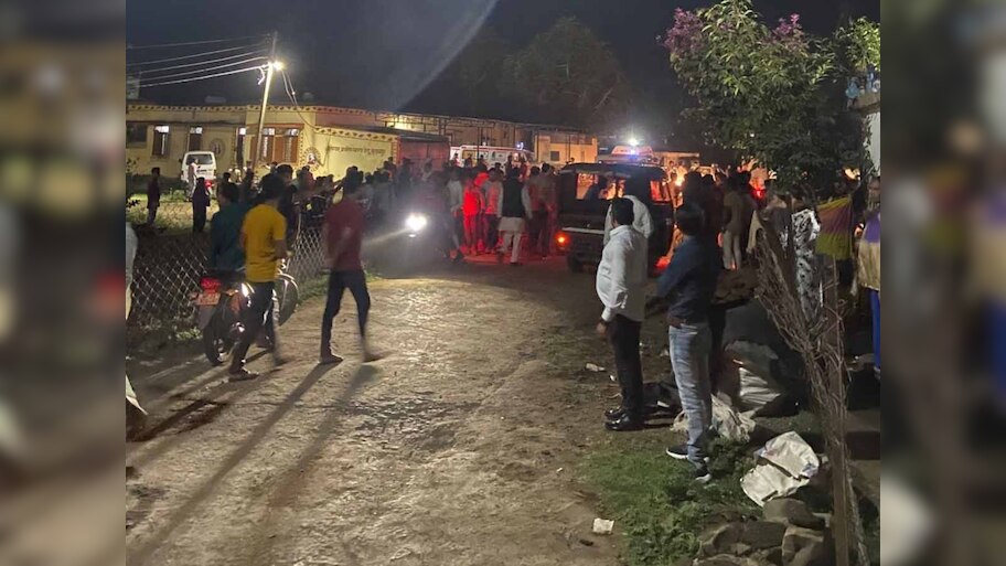 सड़क पर डांस करते बारातियों को ट्रक ने रौंदा, 5 की मौत; मातम में बदली शादी की खुशी