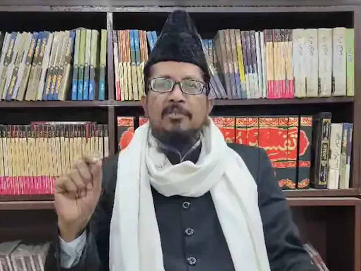 इस मुस्लिम तंजीम ने किया CAA का स्वागत; कहा- "पहले ही होना था लागू" इस मुस्लिम तंजीम ने किया CAA का स्वागत; कहा- "पहले ही होना था लागू"