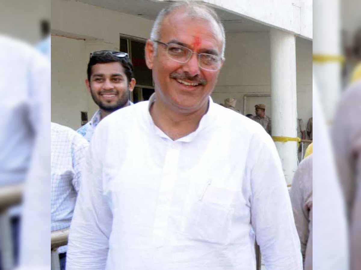 संजय भाटिया हो सकते हैं हरियाणा के नए CM; जानें क्या है पूरा घटनाक्रम? संजय भाटिया हो सकते हैं हरियाणा के नए CM; जानें क्या है पूरा घटनाक्रम?