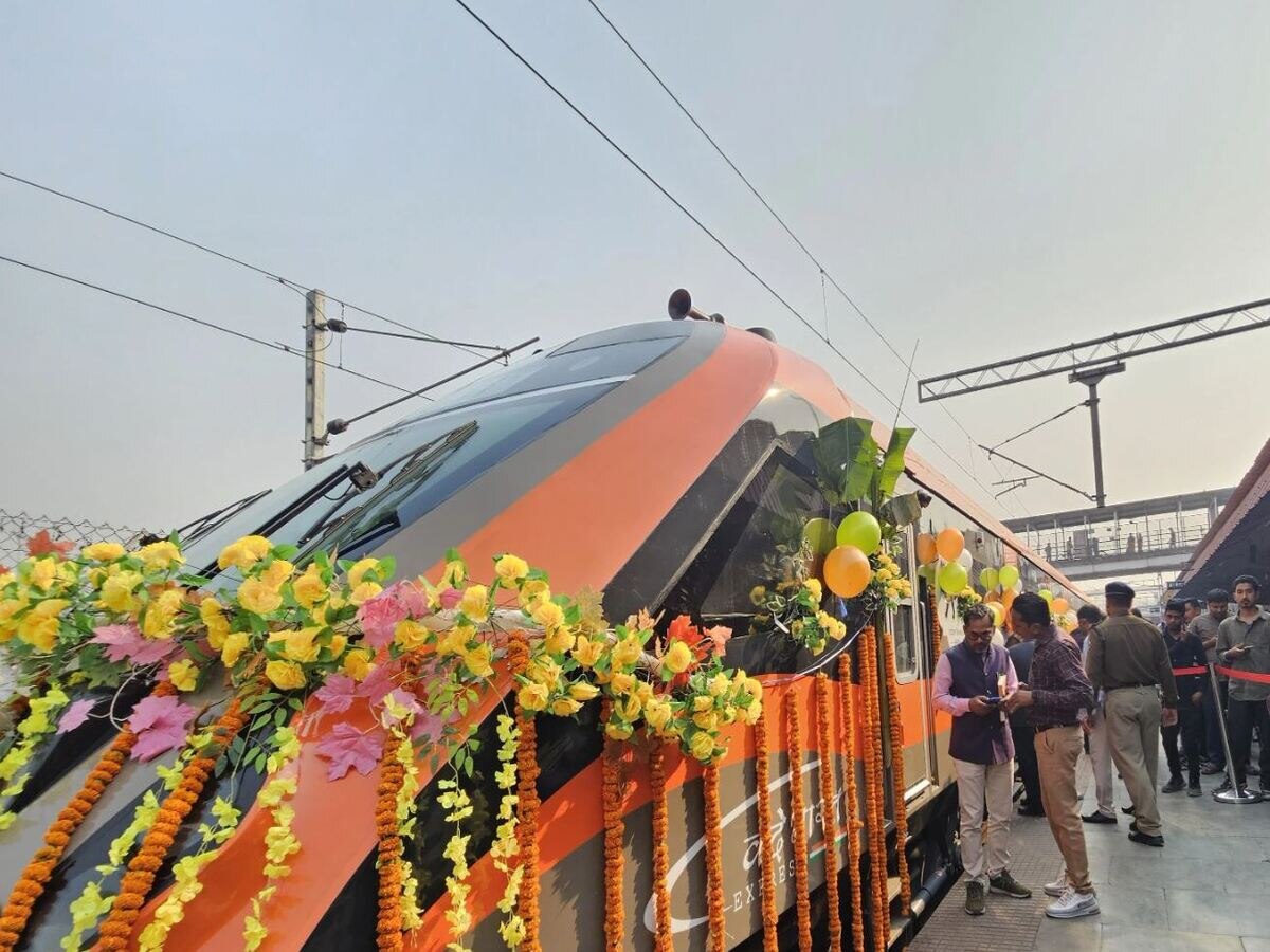 Indian Railway: ପ୍ରଧାନମନ୍ତ୍ରୀଙ୍କ ଦ୍ୱାରା ୮୫୦୦୦ କୋଟିରୁ ଅଧିକ ମୂଲ୍ୟର ରେଳ ଭିତ୍ତିଭୂମି ପ୍ରକଳ୍ପର ଶିଳାନ୍ୟାସ