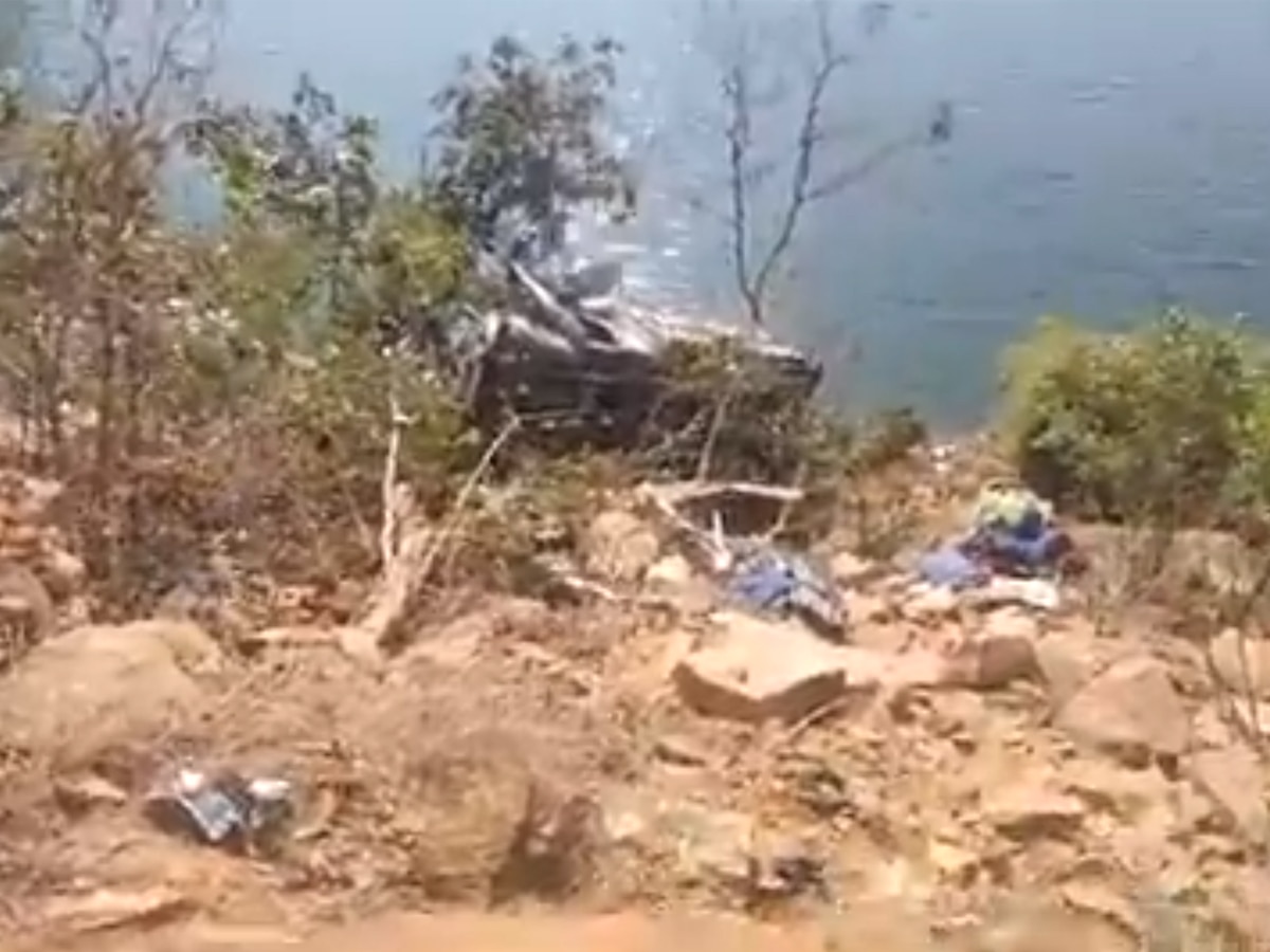 Accident News: ଓଲଟିଲା ଶ୍ରଦ୍ଧାଳୁଙ୍କୁ ନେଇ ଯାଉଥିବା ପିକଅପ ଭ୍ୟାନ