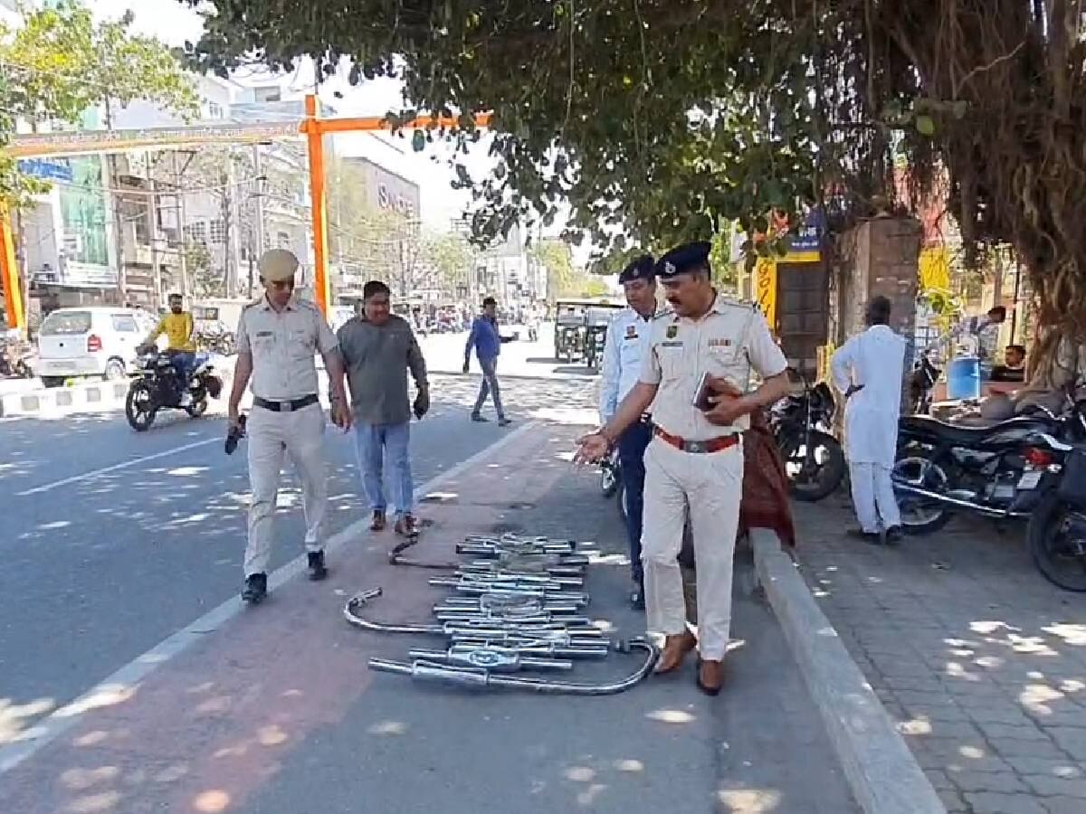 Kaithal News: कैथल पुलिस ने तुड़वाए बाइक के 'पटाखे' वाले साइलेंसर, चालान भी काटा 