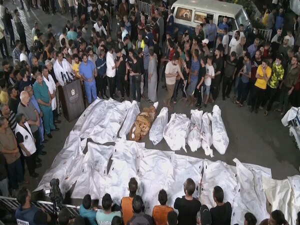 गाजा पट्टी में इसराइली सैनिकों के हमले में पिछले 24 घंटों में  69 की मौत, मृतकों की संख्या बढ़कर हुई 31,553 