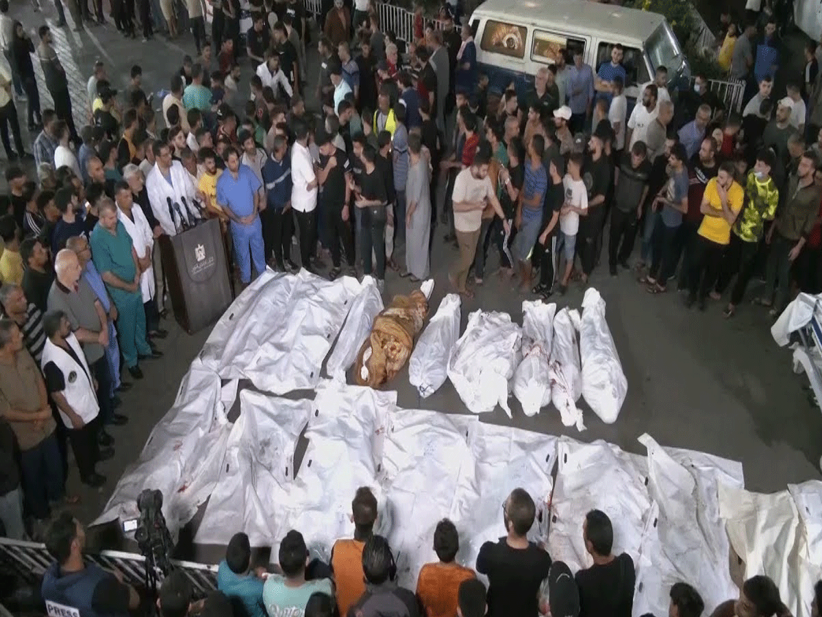 गाजा पट्टी में इसराइली सैनिकों के हमले में पिछले 24 घंटों में 69 की मौत, मृतकों की संख्या बढ़कर हुई 31,553 गाजा पट्टी में इसराइली सैनिकों के हमले में पिछले 24 घंटों में 69 की मौत, मृतकों की संख्या बढ़कर हुई 31,553