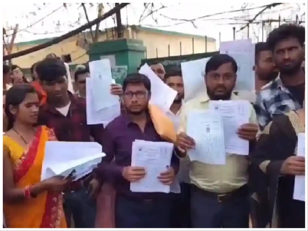 FIR against 70 candidates in case of uproar over JPSC paper leak ...