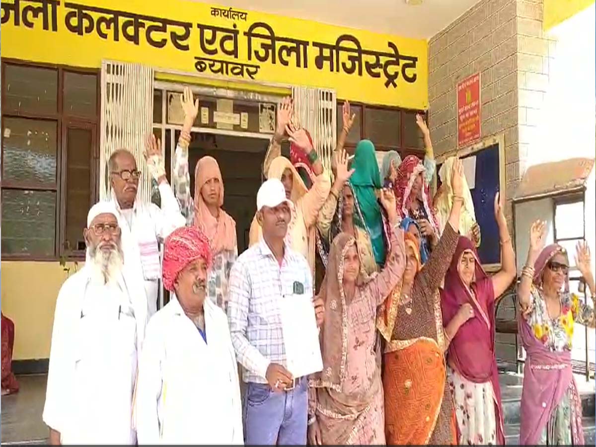 Ajmer News: ब्यावर में पानी की सप्लाई चालू करवाने की मांग,अतरिक्त जिला कलेक्टर को दिया ज्ञापन