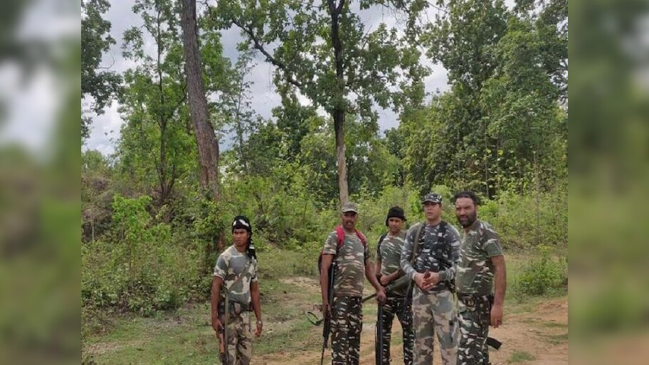 Naxal Encounter: ଏନକାଉଣ୍ଟରରେ ଦୁଇ ନକ୍ସଲ ନିହତ, ଅନେକ ଗୁରୁତର