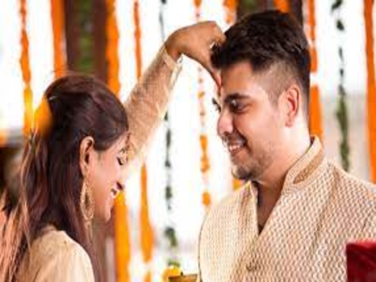 holi bhai dooj 2025 know its significance bhai dooj date and tika shubh