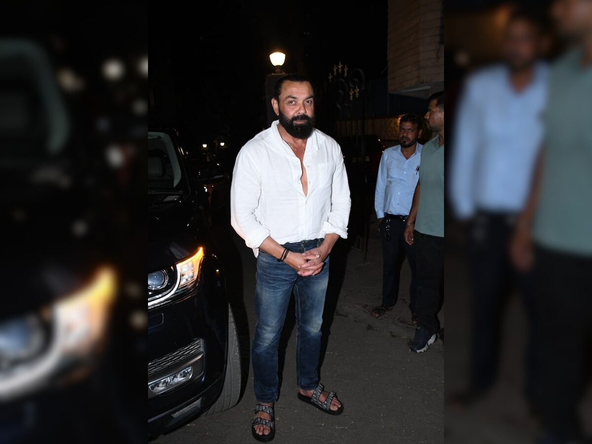 बॉबी देओल ने भी जमाया रंग 