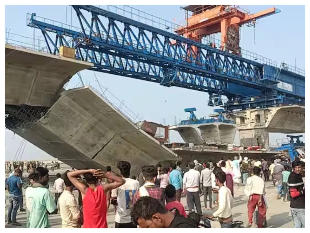 बिहार का सबसे बड़ा निर्माणाधीन पुल ध्वस्त 
