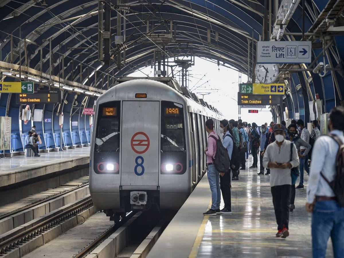 होली के दिन घर से निकलते समय देख लें Delhi Metro की ये नई टाइमिंग होली के दिन घर से निकलते समय देख लें Delhi Metro की ये नई टाइमिंग