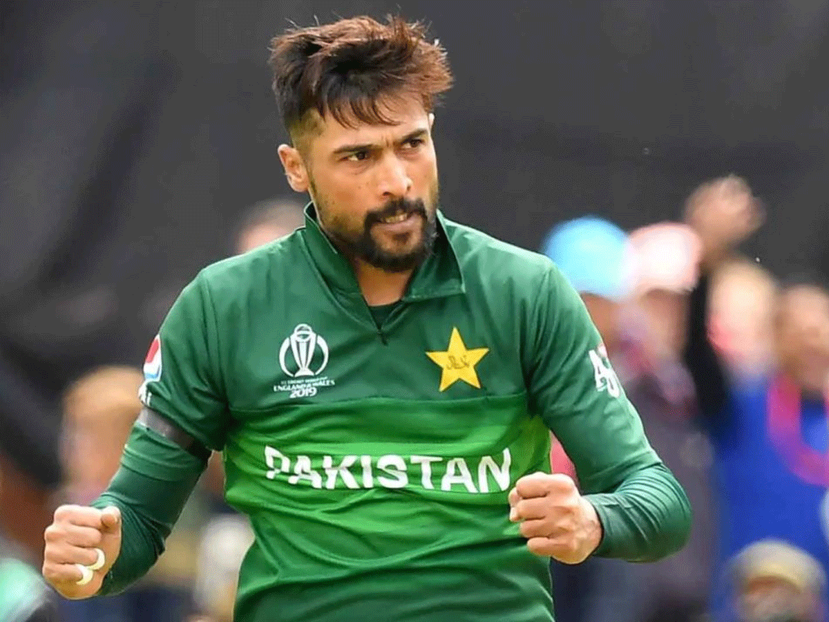 Mohammad Amir: पाकिस्तानी पेसर मोहम्मद आमिर 2024 टी20 वर्ल्ड कप में करेंगे वापसी? रिटायरमेंट से मारा यू-टर्न Mohammad Amir: पाकिस्तानी पेसर मोहम्मद आमिर 2024 टी20 वर्ल्ड कप में करेंगे वापसी? रिटायरमेंट से मारा यू-टर्न