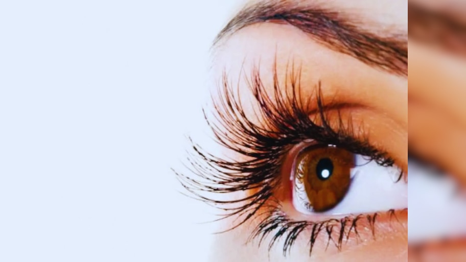 Tips for Eye Sight: आंखों की रोशनी तेज करने के शानदार आयुर्वेदिक तरीके.. कैसे करें इन्हें..