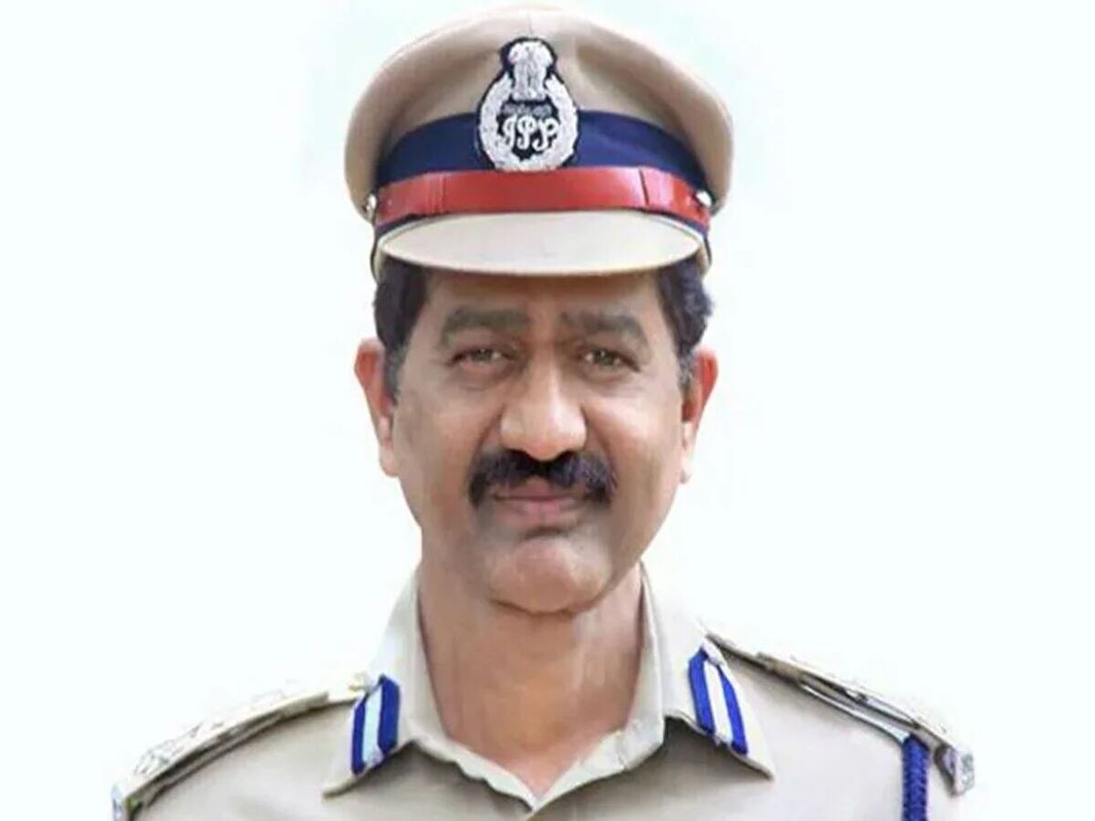 Telangana Police: ଫୋନ୍-ଟ୍ୟାପିଂ ମାମଲା ପାଇଁ ବିବାଦରେ ପୂର୍ବତନ ଗୁଇନ୍ଦା ବ୍ୟୁରୋ ମୁଖ୍ୟ