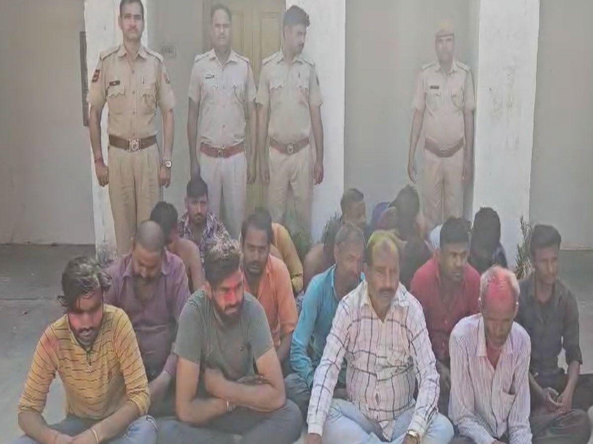 धौलपुर में होली के दौरान चाक-चौबंद नजर आई पुलिस व्यवस्था, उत्पात मचाने वाले 21 बदमाशों को किया गिरफ्तार