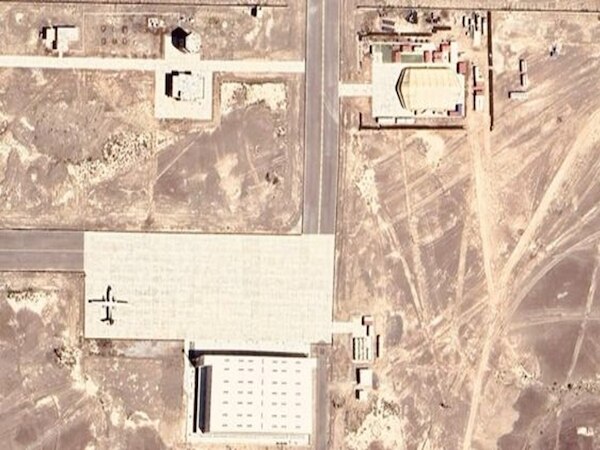 Pakistan News: पाकिस्तान के नेवल एयरबेस पर हमला, एक दर्जन से ज्यादा मौत