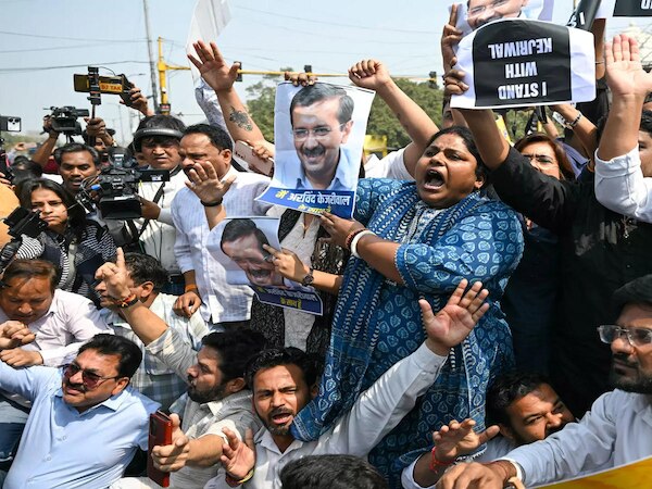 AAP Protest: आज आम आदमी पार्टी पीएम मोदी के आवास के सामने करेगी प्रोटेस्ट, बढ़ाई गई सिक्योरिटी