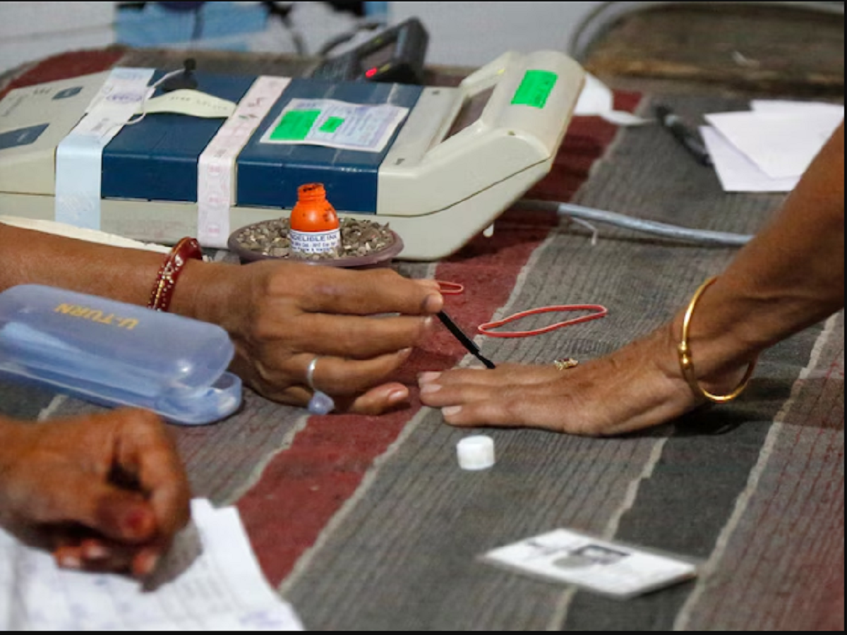 SOCIAL MEDIA SOCIAL MEDIA