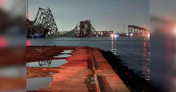 Baltimore Bridge Collapse: बाल्टीमोर पुल हादसा, 25 फीट गहरे पानी में डूबे ट्रक से दो शव बरामद