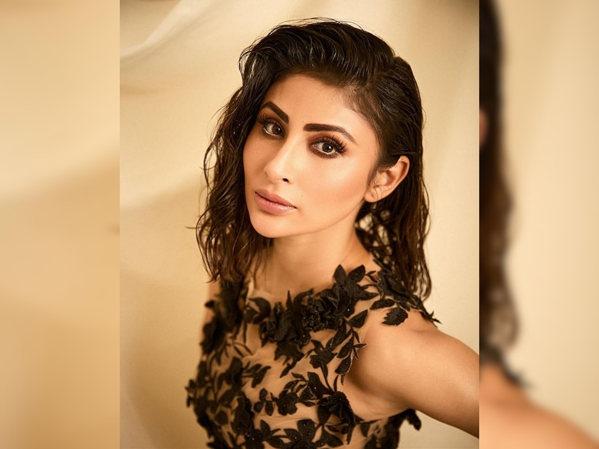 mouni roy bold look in black dress photos viral on social media | Mouni ...