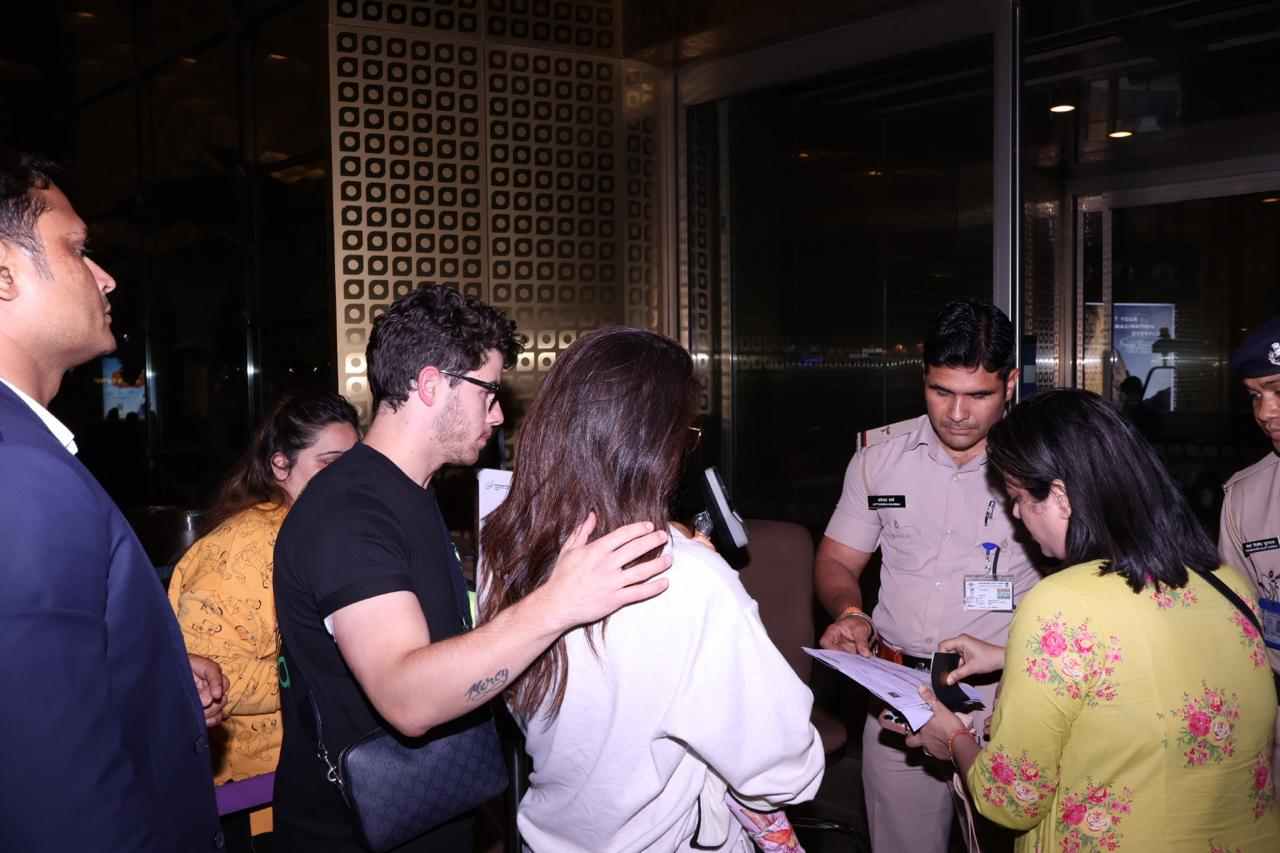 फोटोज वायरल