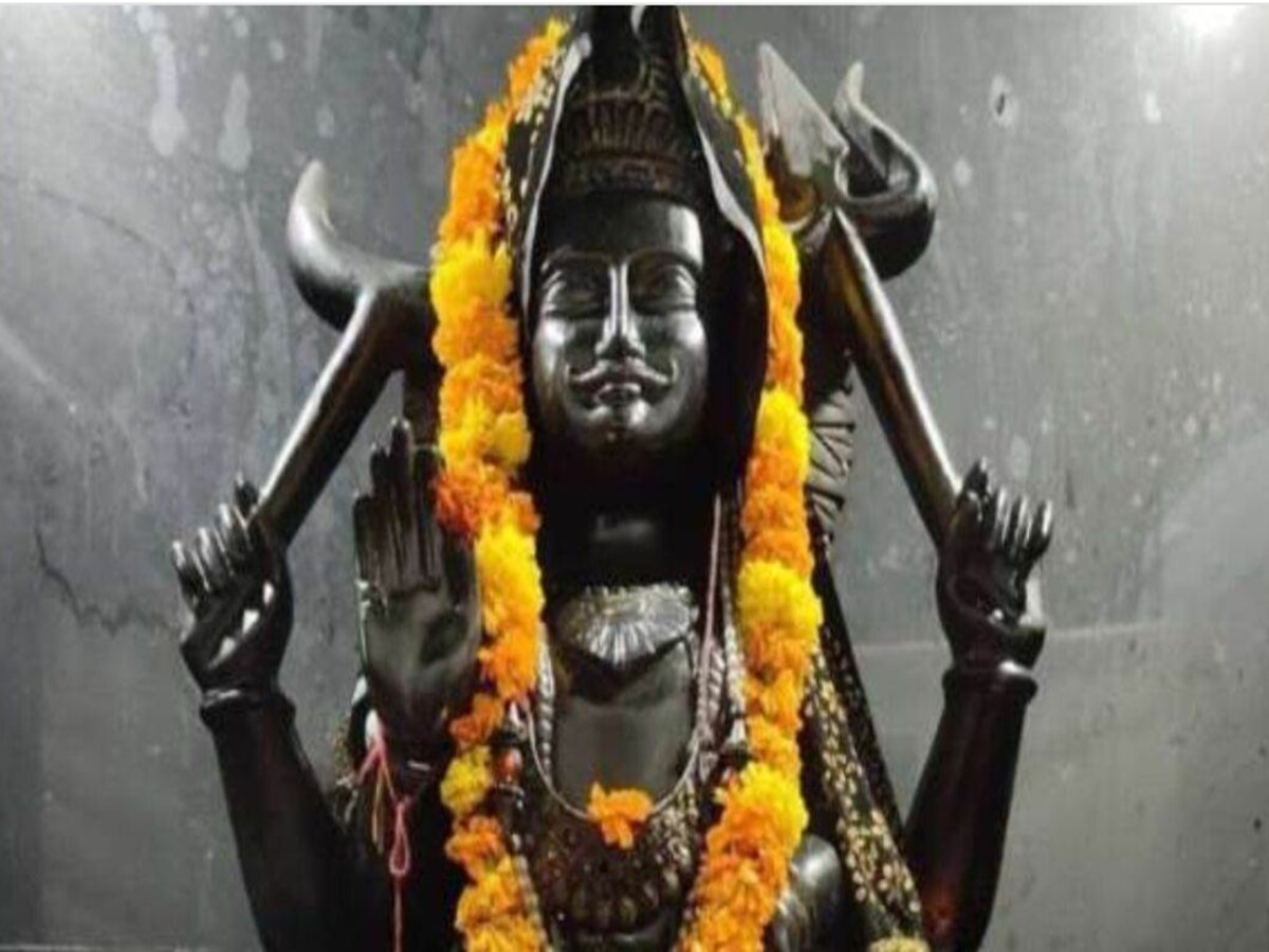 Shani Prabhav: ସୂର୍ଯ୍ୟଗ୍ରହଣ ପୂର୍ବରୁ ଶନି କରିବେ ନକ୍ଷତ୍ର ପରିବର୍ତ୍ତନ, ଏହିରାଶିଙ୍କର ବଦଳିବ ଭାଗ୍ୟ