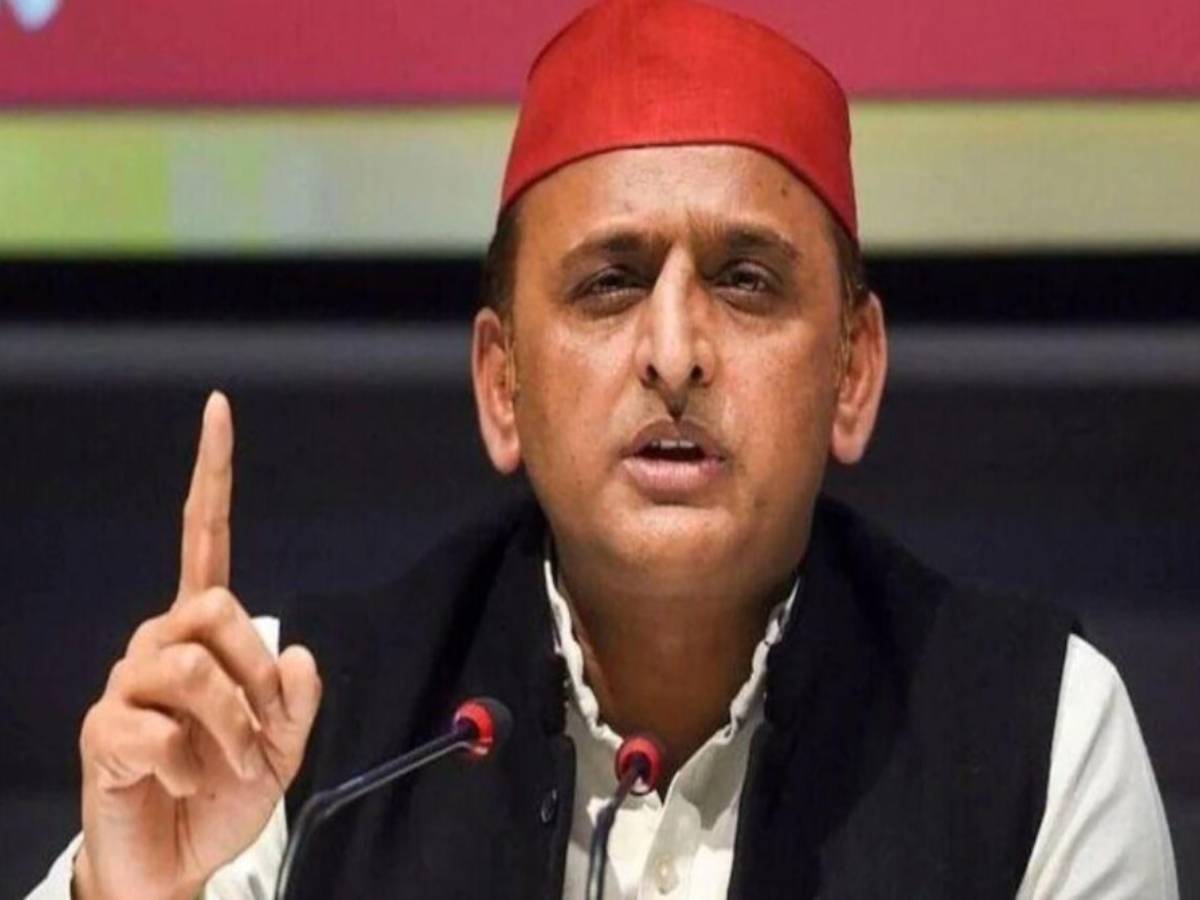 लोकतंत्र बचाओ महारैली में अखिलेश ने बीजेपी को बनाया निशााना; कहा-ब्रह्मांड में इतना झूठ... लोकतंत्र बचाओ महारैली में अखिलेश ने बीजेपी को बनाया निशााना; कहा-ब्रह्मांड में इतना झूठ...