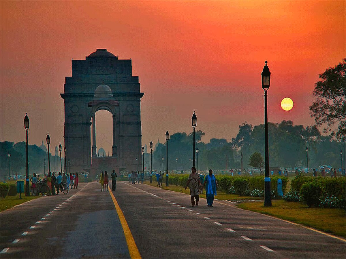 Delhi Weather: आज से उमस भरी गर्मी के लिए हो जाएं तैयार, हवा भी होगी खराब, जानें दिल्ली-NCR में मौसम का हाल