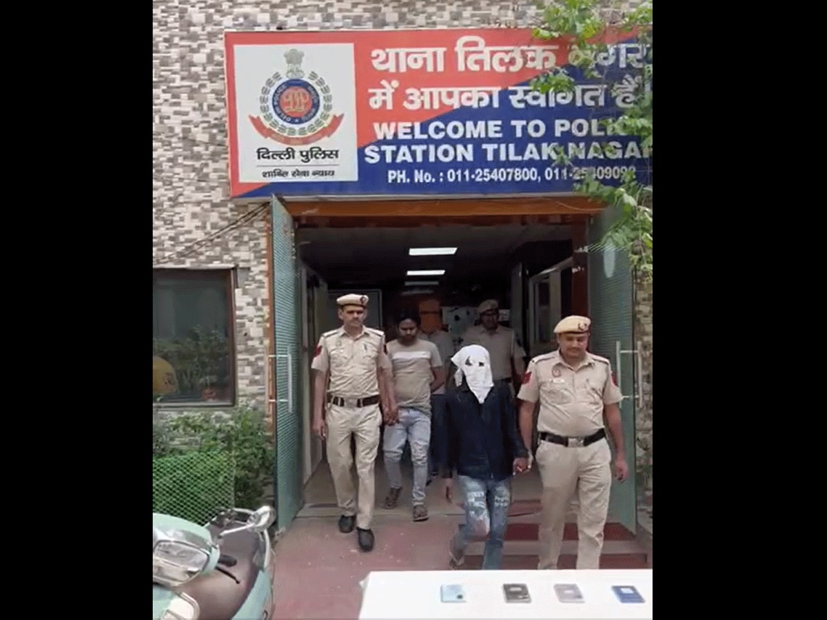 Delhi Crime: B.com का छात्र बना स्नैचर, कई वारदात को दे चुका है अंजाम, पुलिस ने किया गिरफ्तार