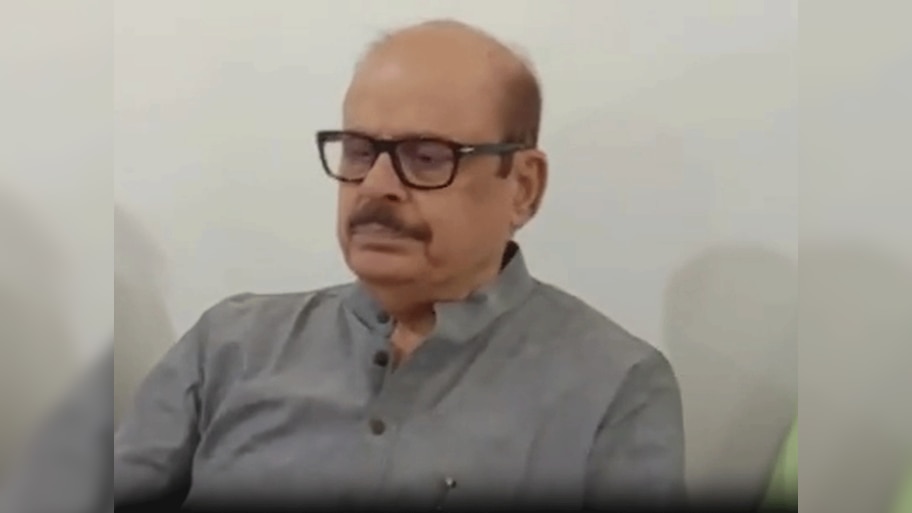 बीवी से गरीब हैं, 5 बार के सांसद तारिक अनवर; उनकी फेवरेट कार जानकर नहीं होगा भरोसा  