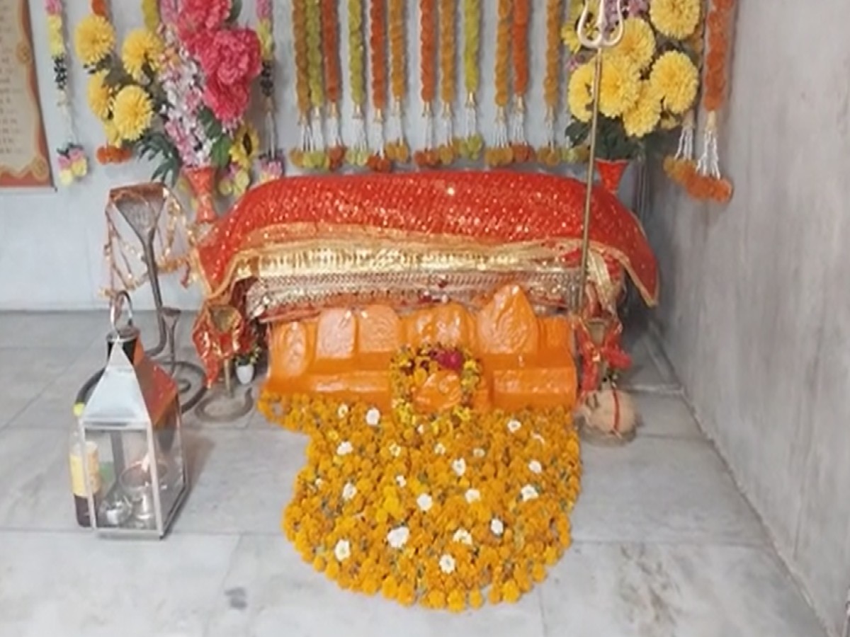 Nurpur के माता नागनी मंदिर का प्रसाद रूपी शक्कर और जल लगाने से खत्म हो जाता है कुष्ठ रोग व स्नैक वाइट का रोग
