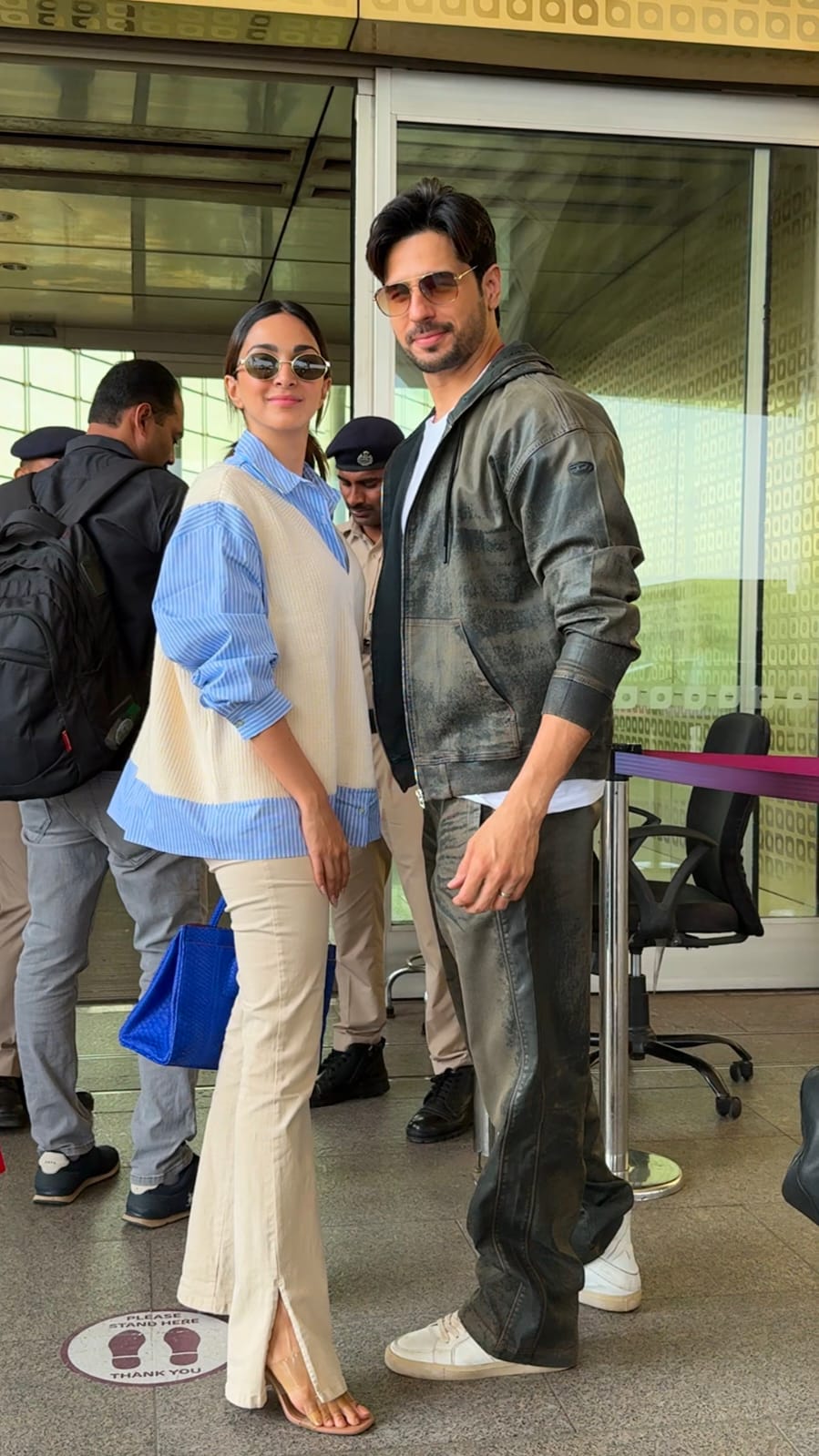 सिद्धार्थ मल्होत्रा ने कियारा संग दिए प्यारे से पोज