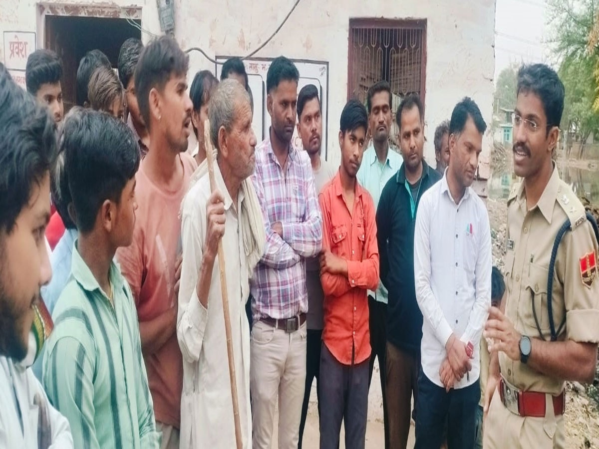 Dholpur: कलेक्टर और पुलिस अधीक्षक ने लिया संवेदनशील मतदान केंद्रों का जायजा, दिए जरूरी निर्देश