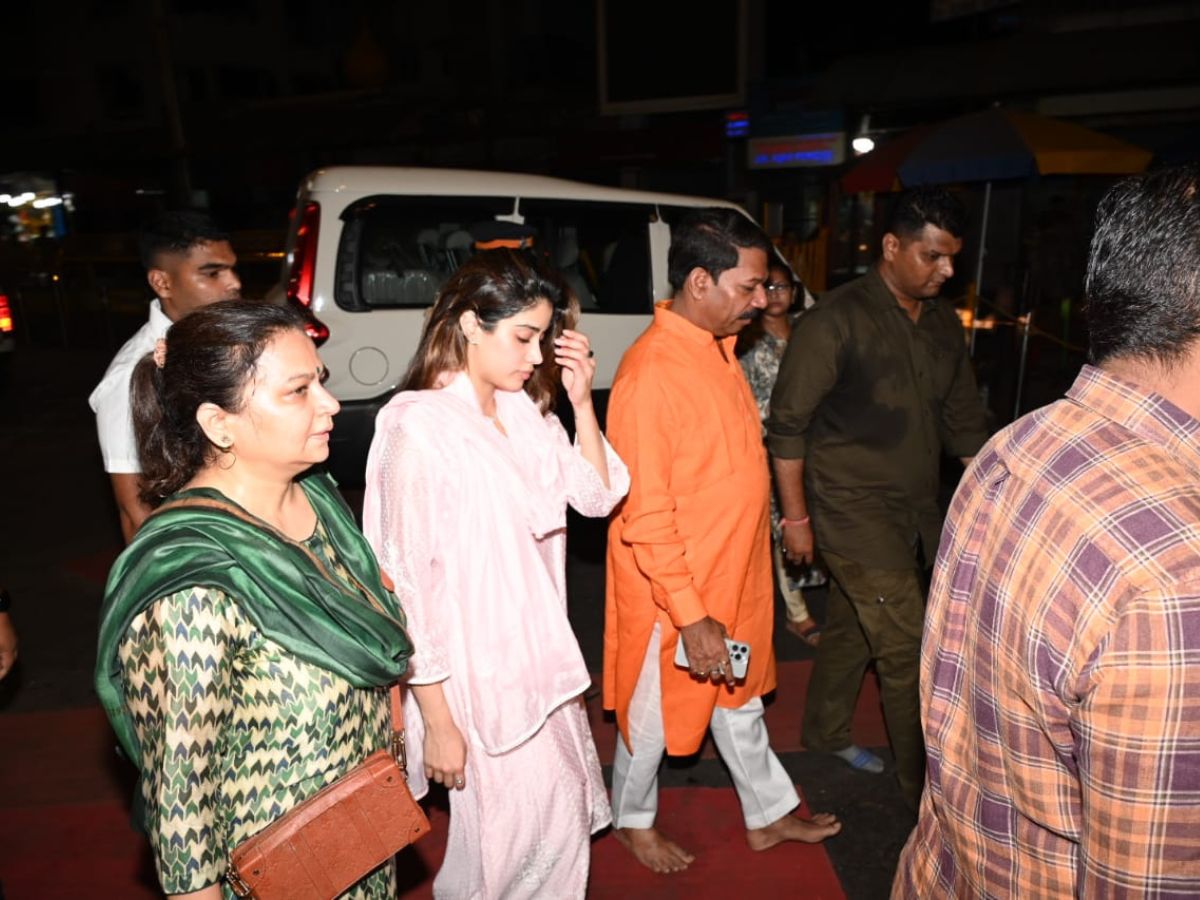 पिछले महीने किए थे तिरुपति मंदिर में दर्शन