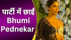 ब्लैक साड़ी के साथ डिजाइनर ब्लाउज पहन पार्टी में पहुंचीं Bhumi Pednekar