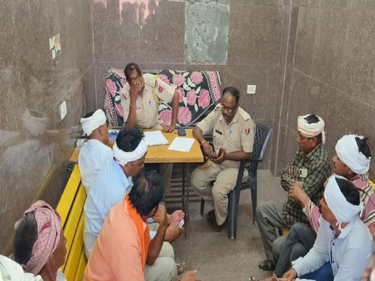 Dungarpur News: जयपुर से घर लौटकर कॉलेज छात्रा ने लगाई फांसी, जांच में जुटी पुलिस 