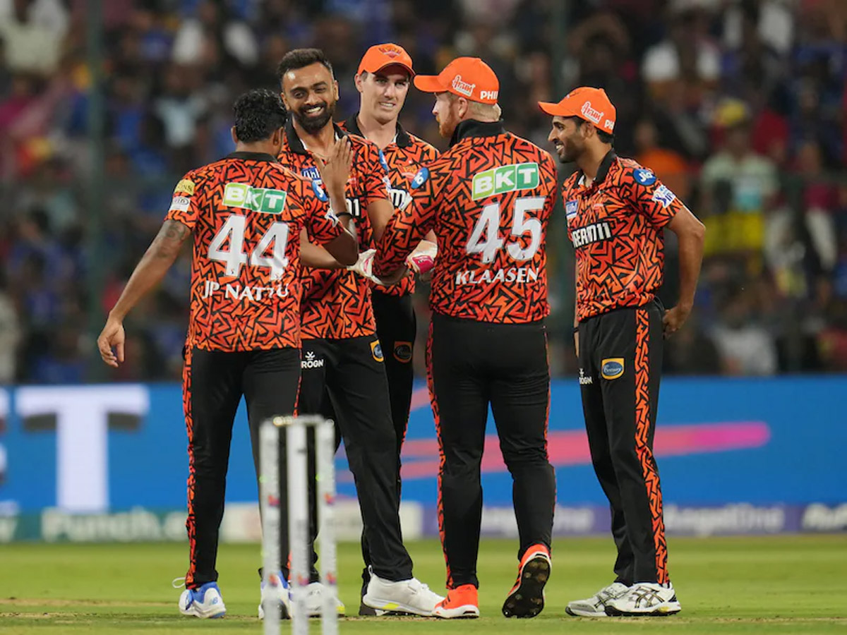 SRH vs RCB IPL 2024 में टूटे सभी रिकॉर्ड, 549 रन की रही पारियां SRH vs RCB IPL 2024 में टूटे सभी रिकॉर्ड, 549 रन की रही पारियां