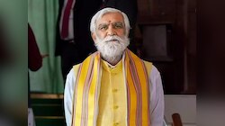 मुस्कुराए, हाथ मिलाया और पीठ थपथपाई, गया में अश्विनी चौबे से इस तरह से मिले PM मोदी