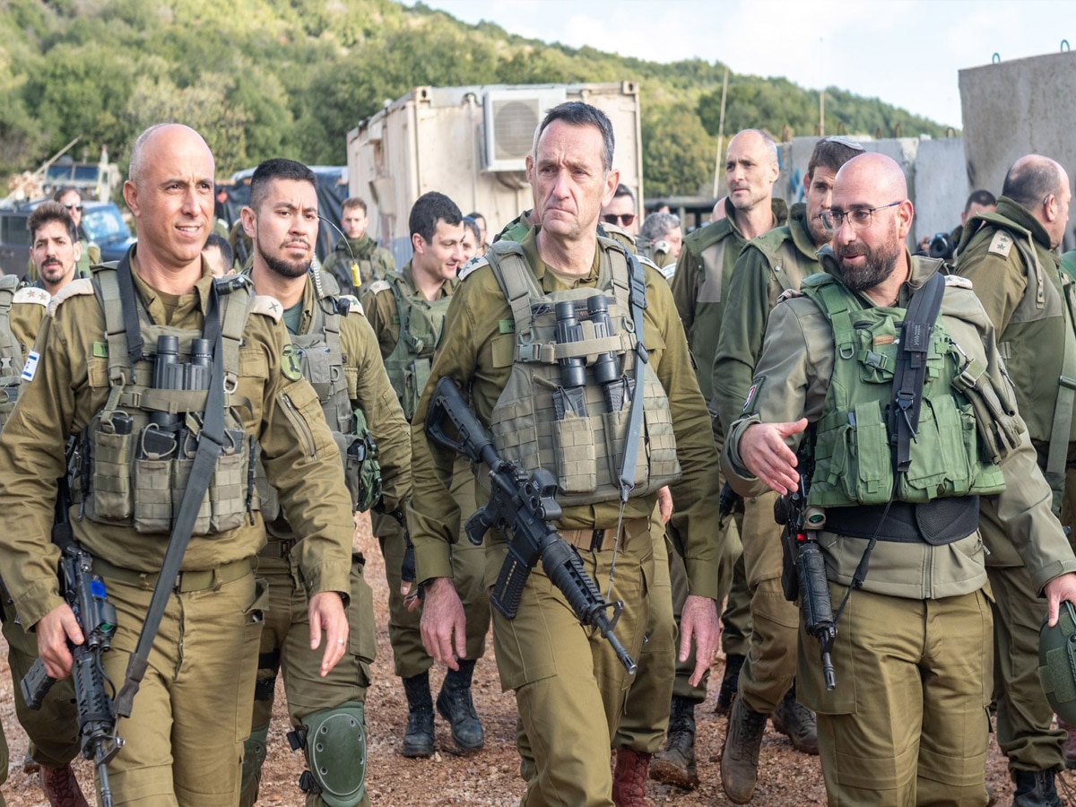 Israel Airstrike: इजराइल ने की एयरस्ट्राइक, हिजबुल्लाह के दो कमांडर्स समेत पांच की मौत