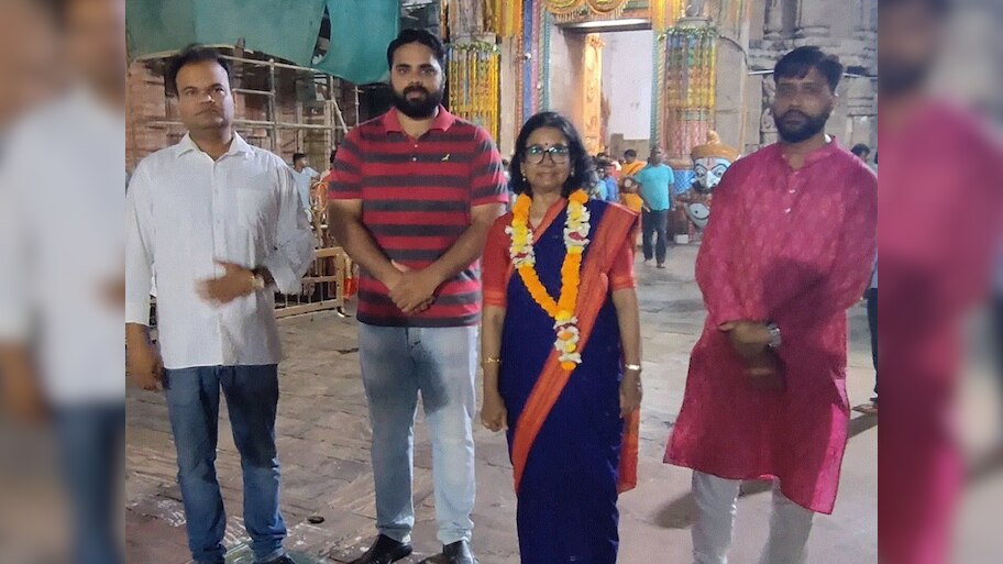 Odisha Election 2024: ଶ୍ରୀଜିଉଙ୍କ ଦର୍ଶନ କଲେ କଂଗ୍ରେସର ଲୋକସଭା ପ୍ରାର୍ଥୀ ସୁଚରିତା, କହିଲେ... 