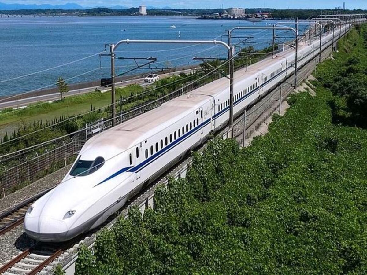 ICF Bullet Train: ପବନରେ ଉଡ଼ିବ ଆଇସିଏଫ ବୁଲେଟ୍ ଟ୍ରେନ୍; କେତେ ରହିବ ବେଗ? ଜାଣନ୍ତୁ ICF Bullet Train: ପବନରେ ଉଡ଼ିବ ଆଇସିଏଫ ବୁଲେଟ୍ ଟ୍ରେନ୍; କେତେ ରହିବ ବେଗ? ଜାଣନ୍ତୁ