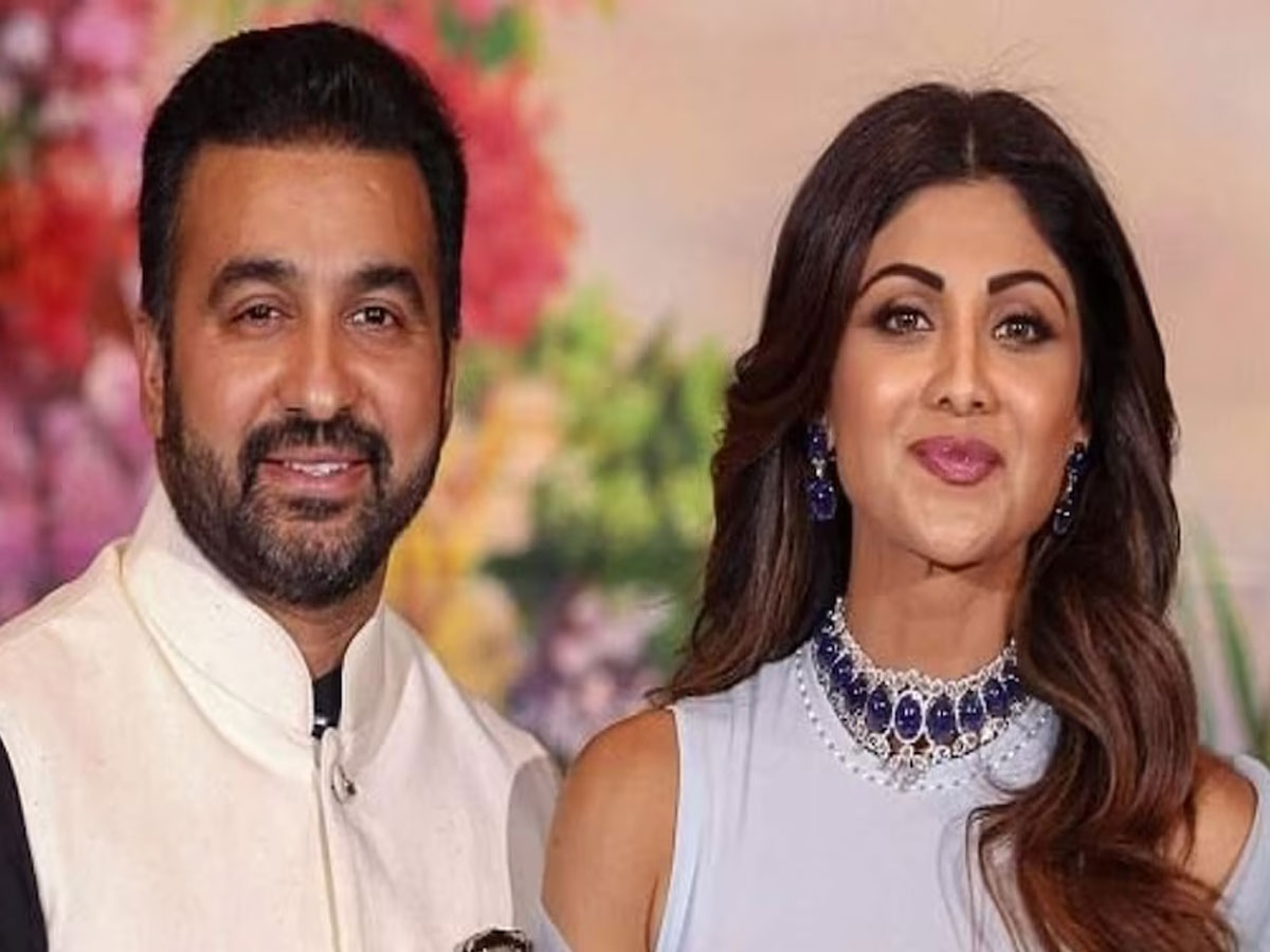 शिल्पा शेट्टी और पति राज कुंद्रा पर ED का शिकंजा; 97.79 करोड़ रुपये की संपत्ति जब्त शिल्पा शेट्टी और पति राज कुंद्रा पर ED का शिकंजा; 97.79 करोड़ रुपये की संपत्ति जब्त