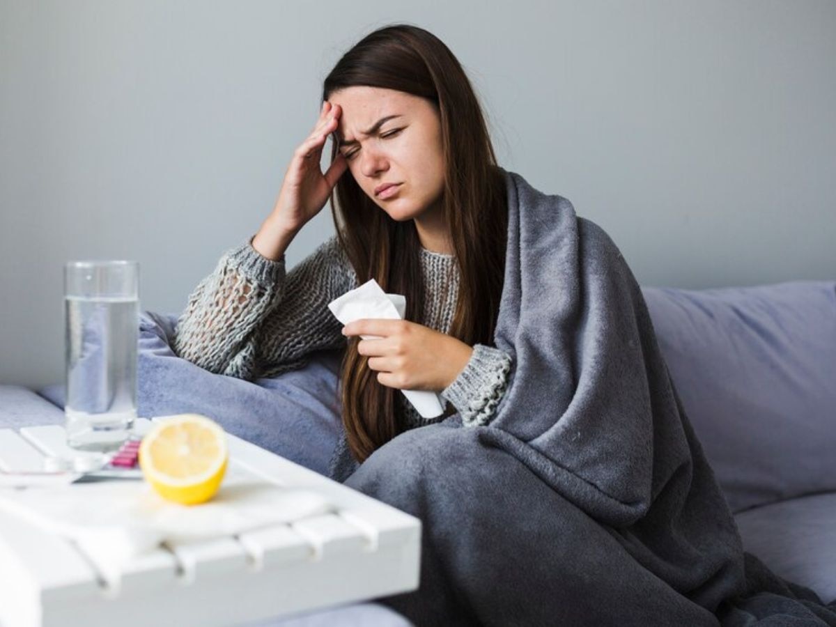 Fever Home Remedies: दवाइयों से बेहतर घरेलू नुस्खे! नेचुरल चीजों से बुखार को करें कंट्रोल
