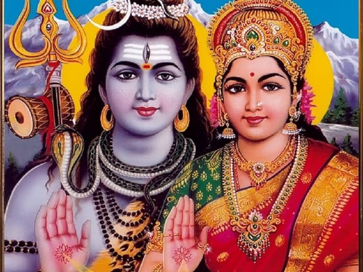 Lord Shiva: देवों के देव महादेव को क्यों पसंद नहीं करते थे माता सती के पिता? पढ़ें रोचक कथा