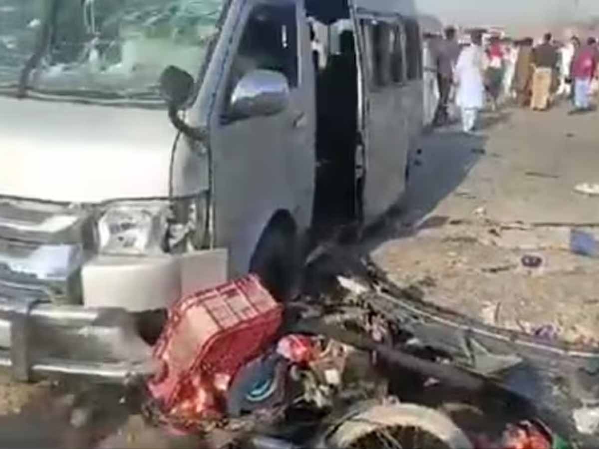 पाकिस्तान में आत्मघाती हमला; दो लोगों की हुई मौत