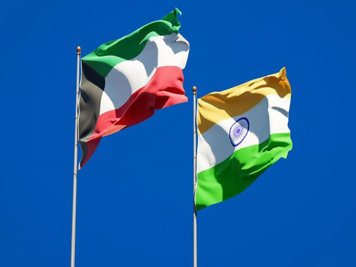 Kuwait Hindi Radio: कुवैत में हिंदी रेडियो की हुई शुरुआत, हर रविवार को होगा ब्रॉडकास्ट Kuwait Hindi Radio: कुवैत में हिंदी रेडियो की हुई शुरुआत, हर रविवार को होगा ब्रॉडकास्ट