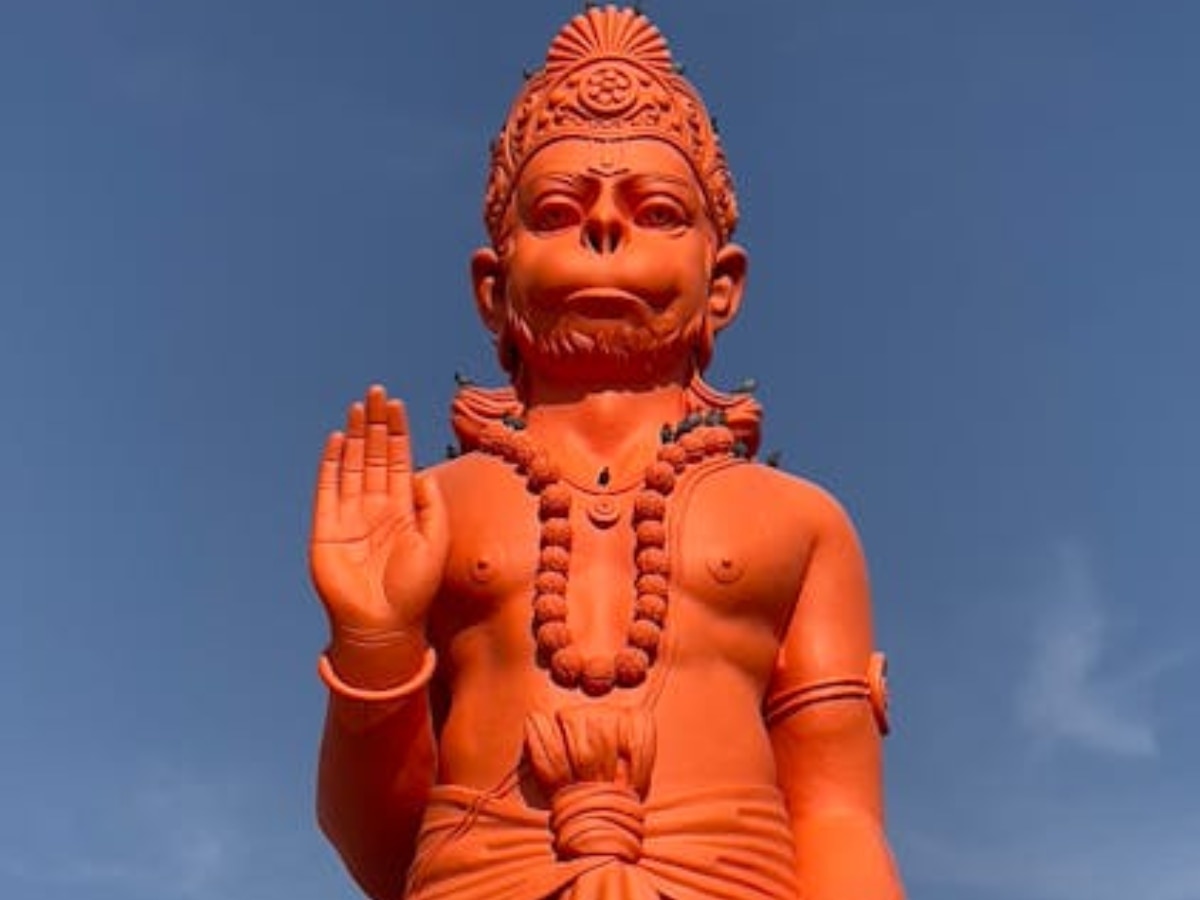Hanuman Jayanti 2024: हनुमान जी की मूर्ति पर क्यों लगाया जाता है सिंदूर? क्या है कारण, पढ़ें पौराणिक कथा